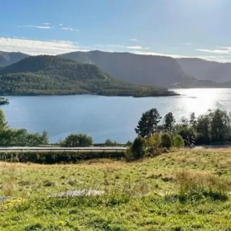 10 Person In Snillfjord-by Traum בית נופש *