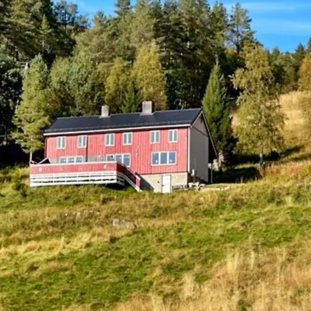 10 Person In Snillfjord-by Traum