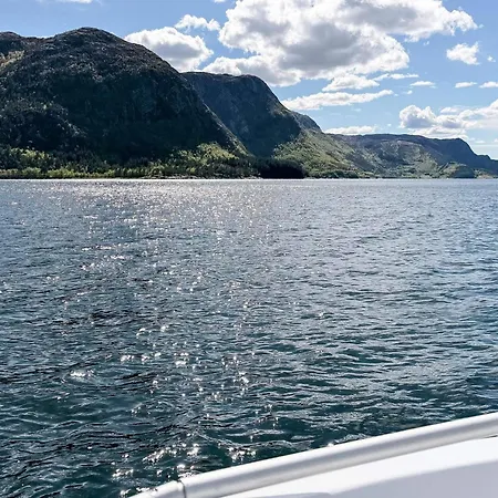10 Person In Snillfjord-by Traum