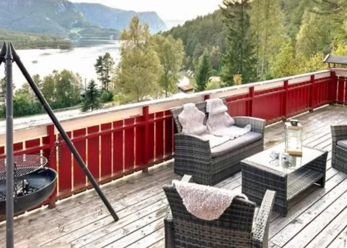 10 Person In Snillfjord-by Traum Feriehus Snillfjord