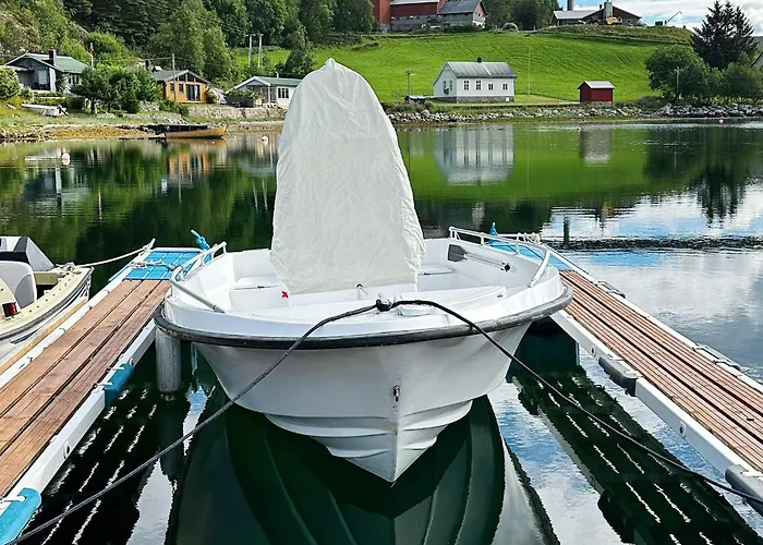 10 Person In Snillfjord-by Traum Feriehus *