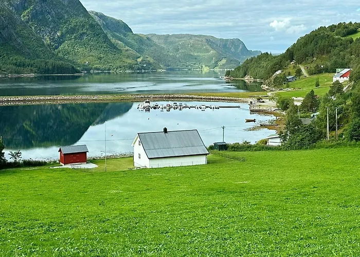 10 Person In Snillfjord-by Traum Feriehus *